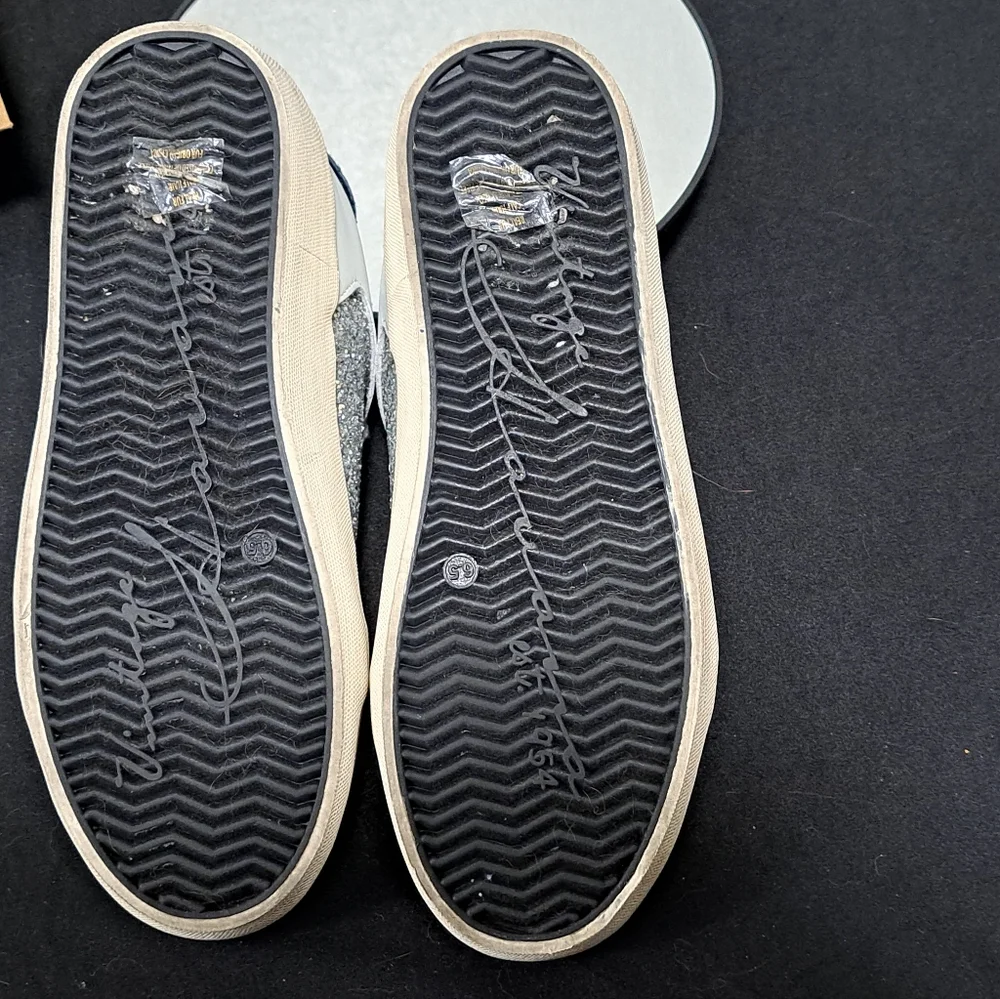 Vintage Havana White and Silver Sneakers Like New - Picture 10 of 17